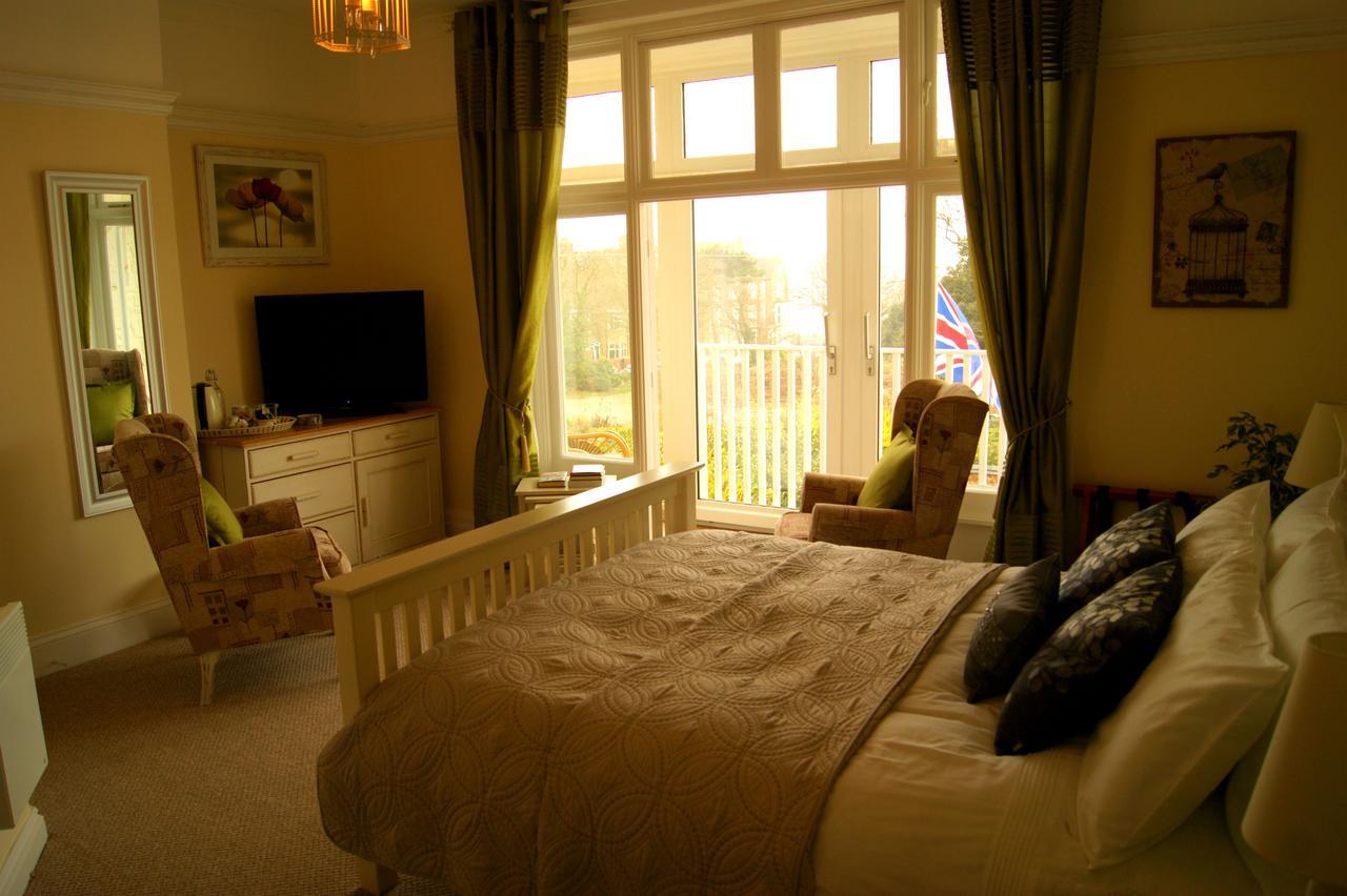 Sunset Guest House Hunstanton Exterior photo A bedroom at the hotel